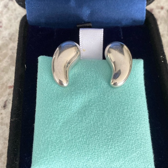 Authentic Tiffany & Co Elsa Peretti Bean Omega Back Stud Earring. Exquisite - Picture 5 of 17